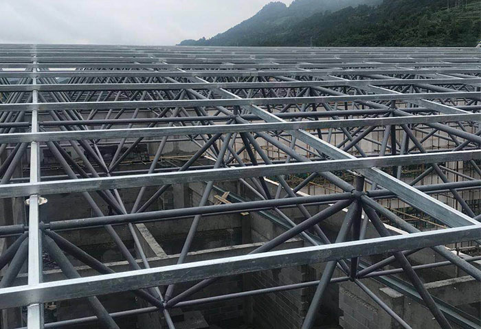 孝感仁怀冠英学校艺体楼网架